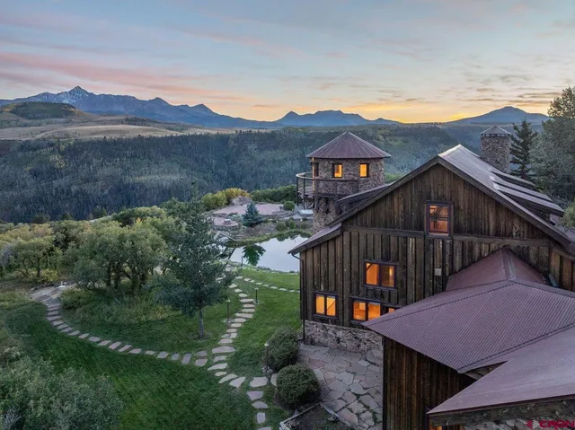 a view of a lake in front of house