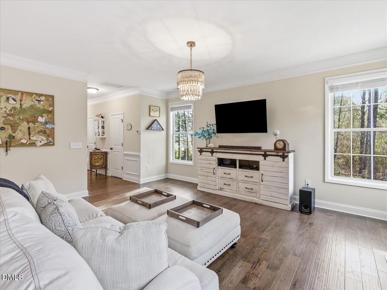 5324 Maplemoor Way Raleigh, NC 27616 - Photo 16 of 80 17-Living Room