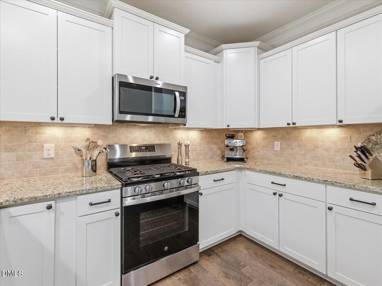 5324 Maplemoor Way Raleigh, NC 27616 - Photo 22 of 80 23-Kitchen