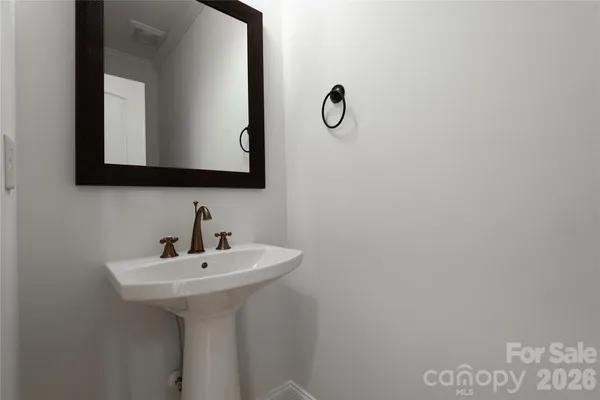 $1,599,000 | 939 Linda Lane, Charlotte, NC 28211