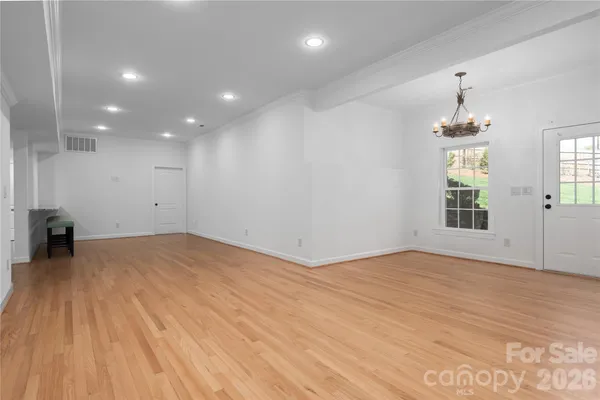 $1,599,000 | 939 Linda Lane, Charlotte, NC 28211