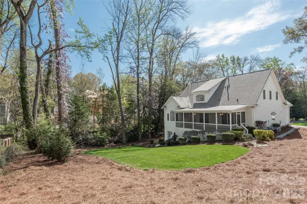 $1,599,000 | 939 Linda Lane, Charlotte, NC 28211