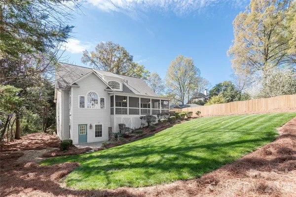 $1,599,000 | 939 Linda Lane, Charlotte, NC 28211