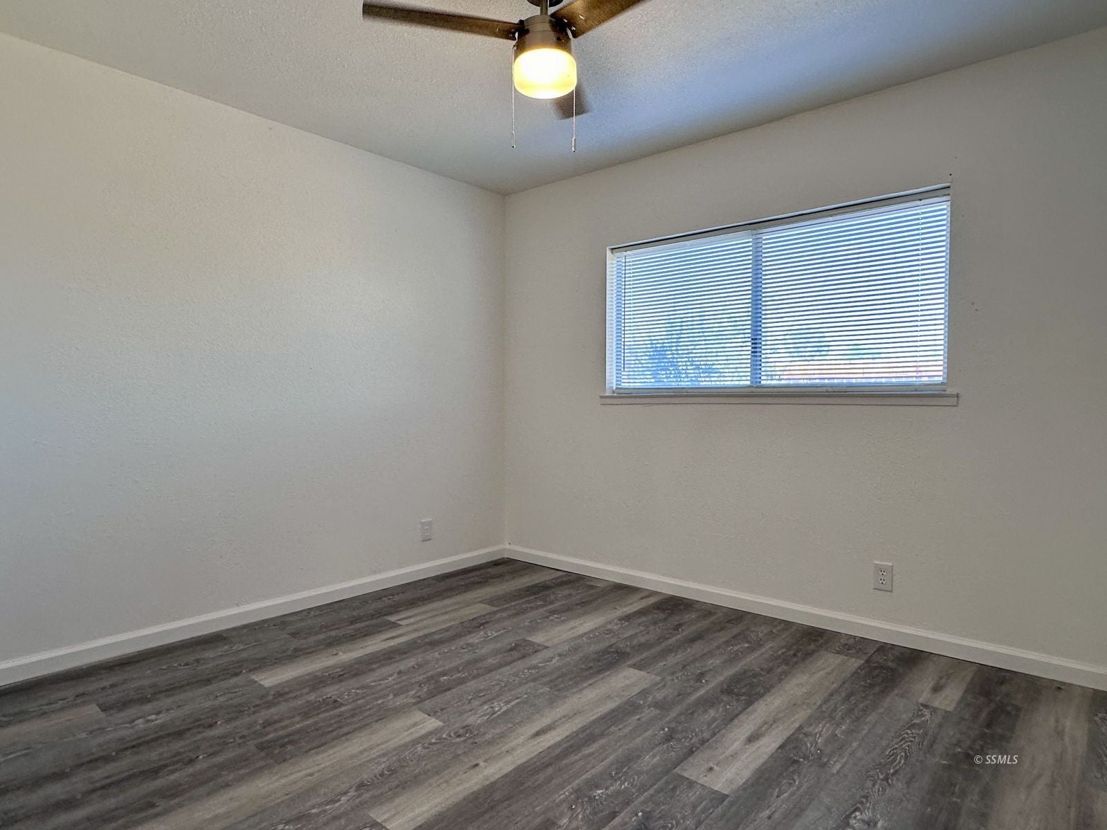 241 South Richmond Road Ridgecrest, CA 93555 - Photo 13 of 28 Gallery Image 13