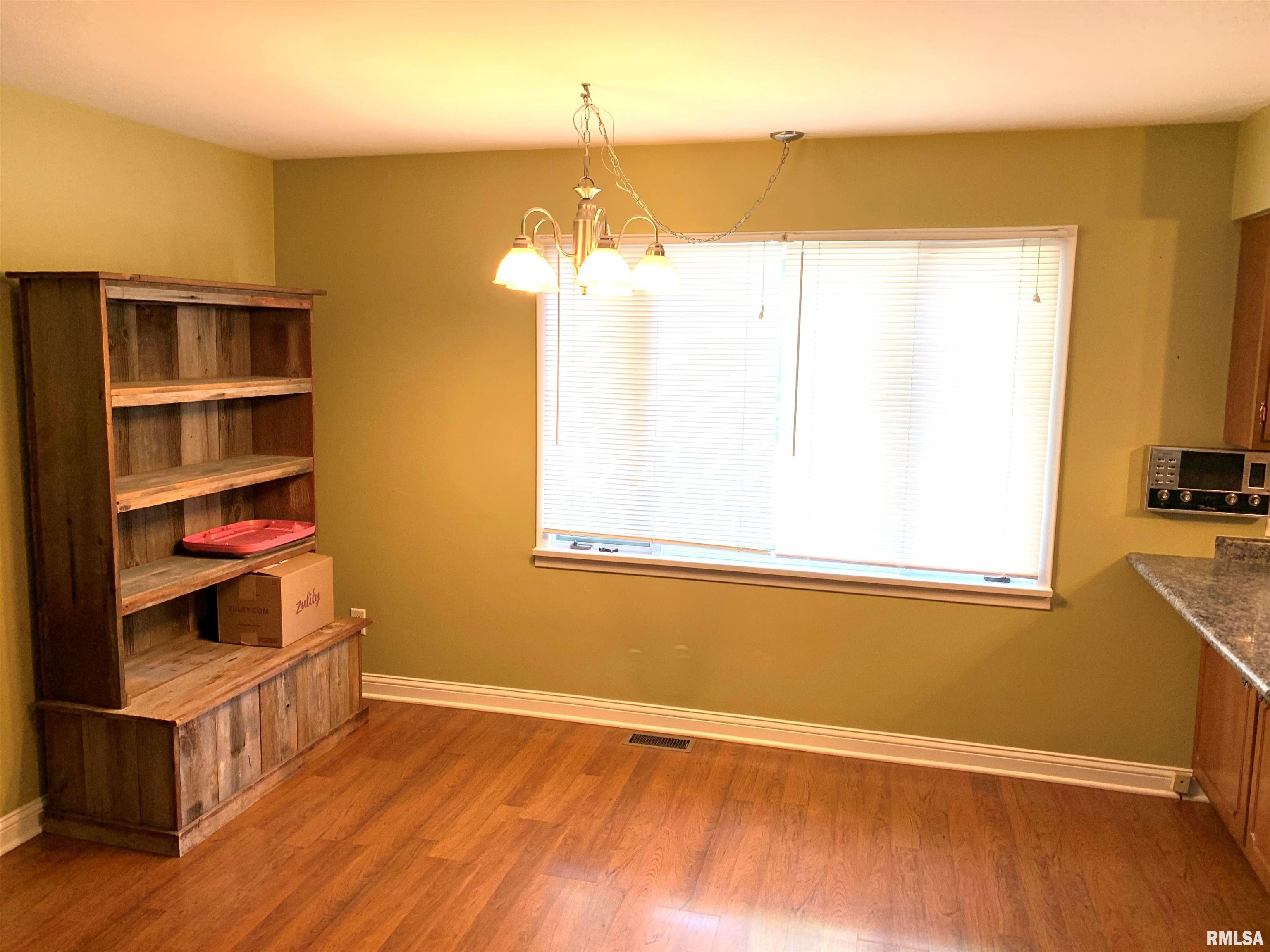 1500 West Governor Street Springfield, IL 62704 - Photo 12 of 21