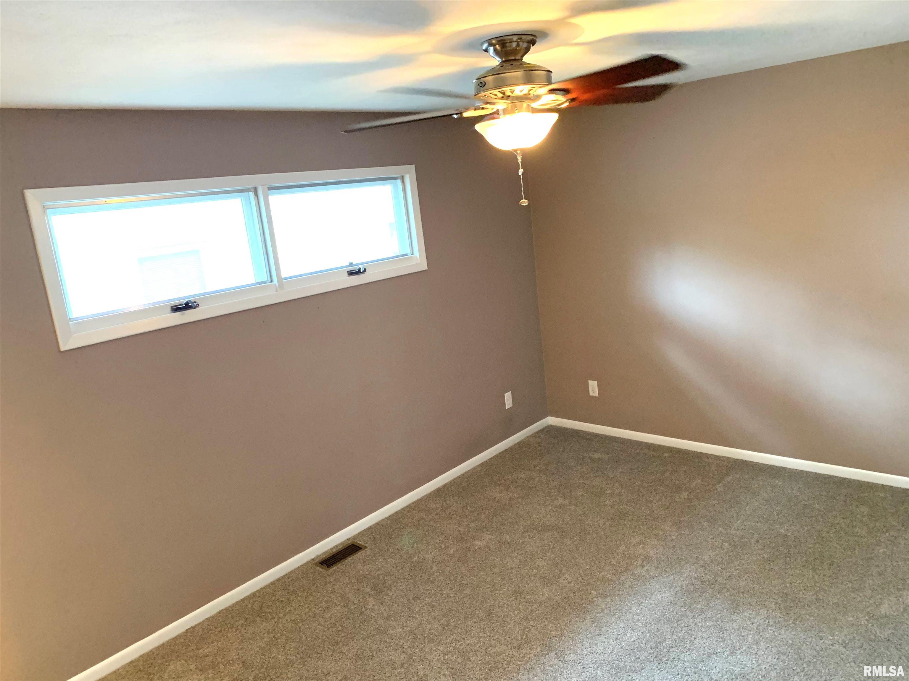 1500 West Governor Street Springfield, IL 62704 - Photo 13 of 21