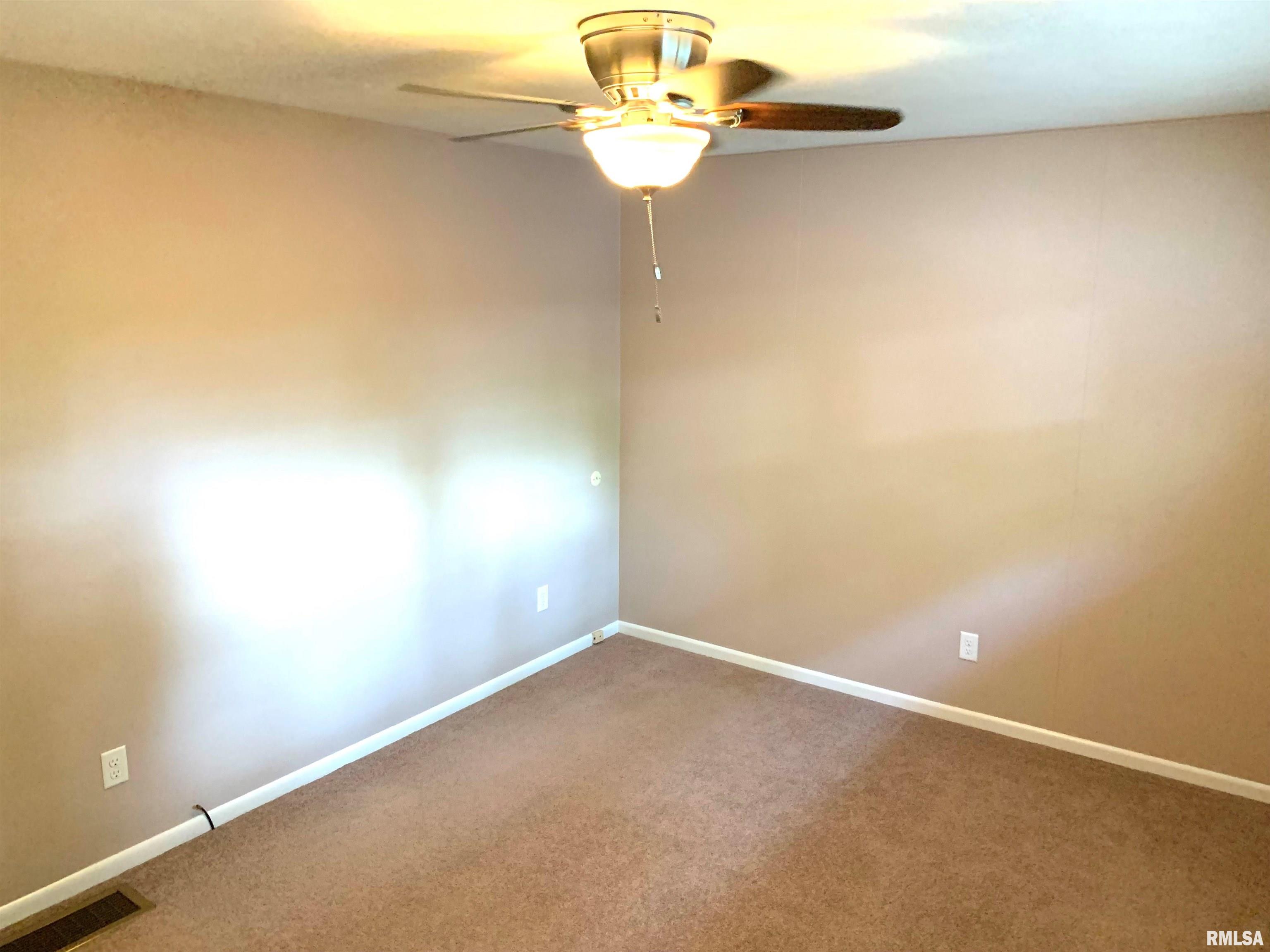 1500 West Governor Street Springfield, IL 62704 - Photo 20 of 21