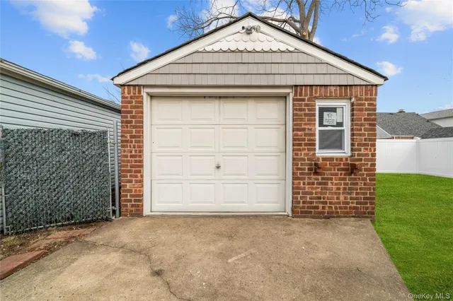 $700,000 | 141 Booth Street, Hempstead, NY 11550