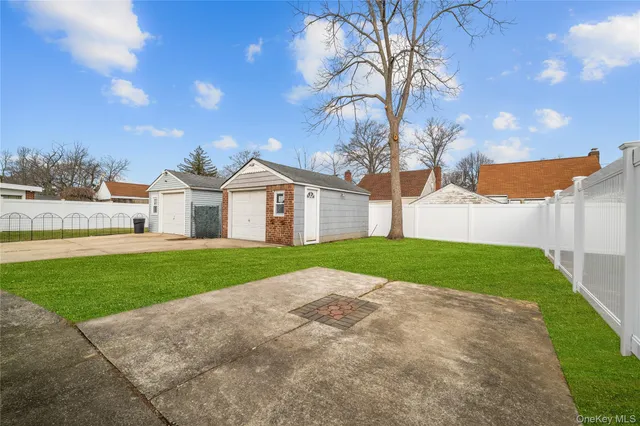 $700,000 | 141 Booth Street, Hempstead, NY 11550