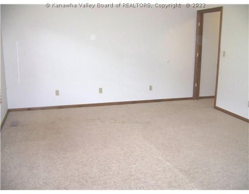 102 Rolling Acres Road, Unit B Winfield, WV 25213 - Photo 4 of 5 Upper Level Bedroom.