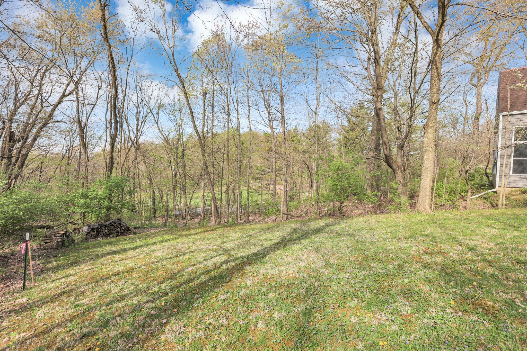 8370 Stickle Road St. Louisville, OH 43071 - Photo 15 of 51 large-4d90912a-b8a7-4bff-ac20-ab090627d1