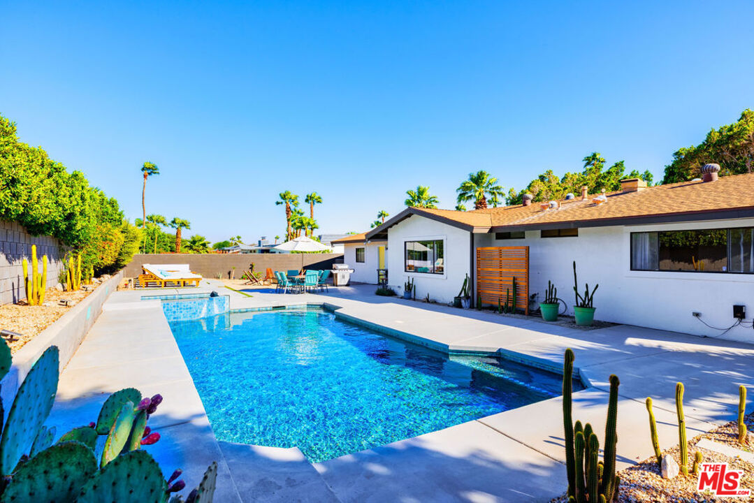 1250 East Delgado Road Palm Springs, CA 92262 - Photo 27 of 30 a front view of house with yard and seating area