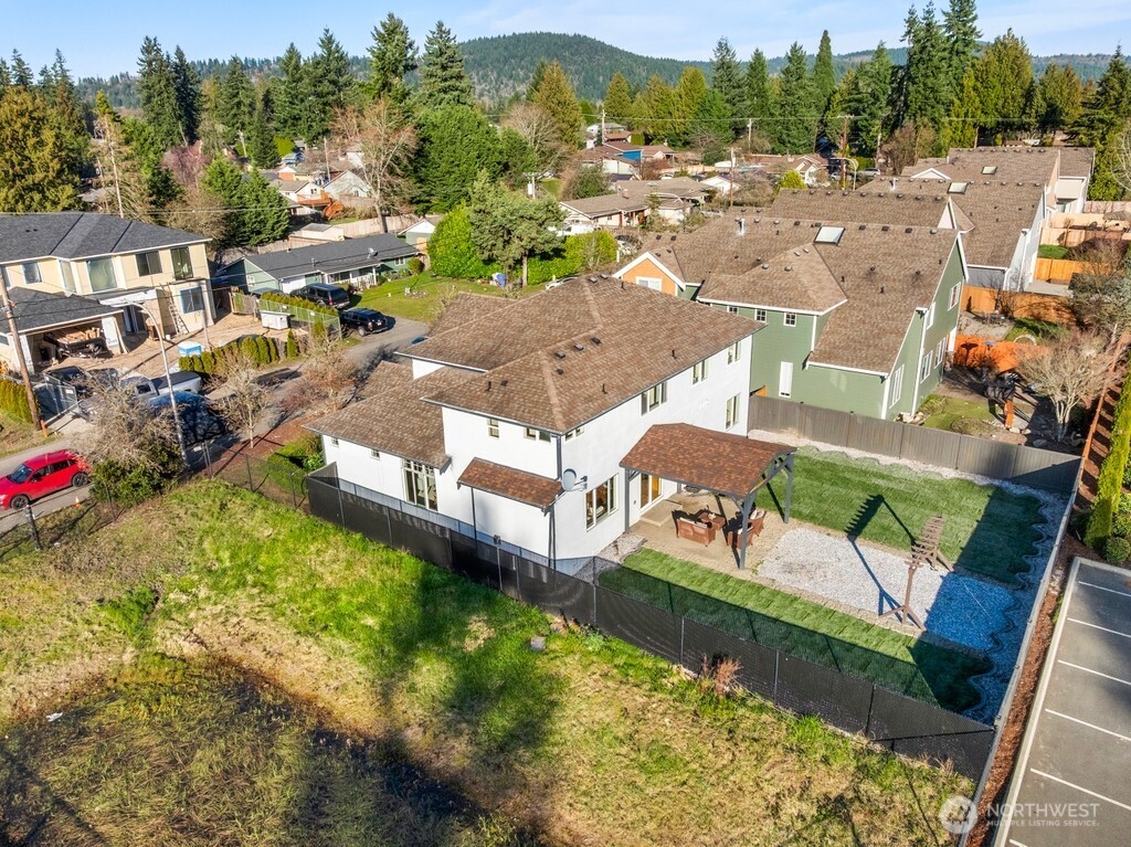 3903 Northeast 21st Street Renton, WA 98056 - Photo 35 of 38