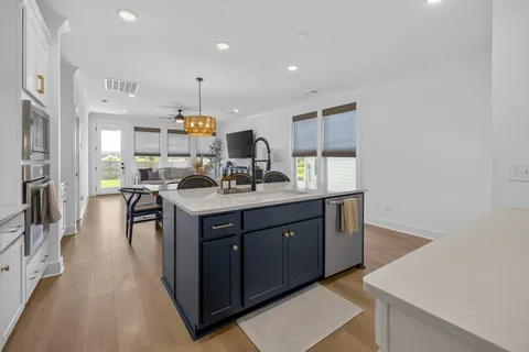$689,000 | 690 Conifer Drive, Spring Hill, TN 37174