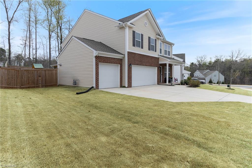 5410 Ripplebrook Drive Durham, NC 27712 - Photo 3 of 44
