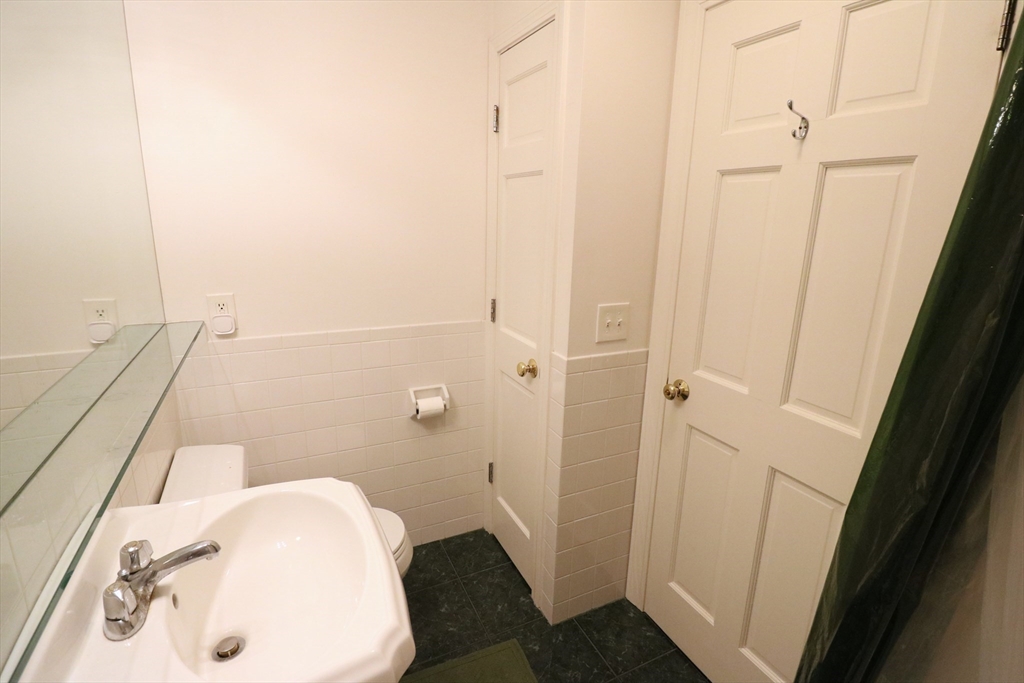 30 Upland Road, Unit 14 Cambridge, MA 02140 - Photo 16 of 17