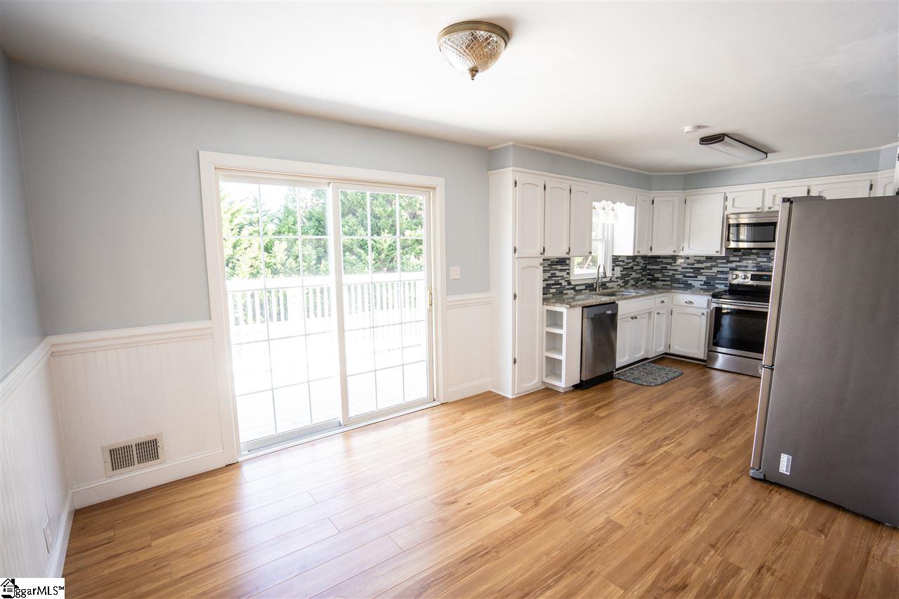 177 Lake Front Road Inman, SC 29349 - Photo 3 of 23
