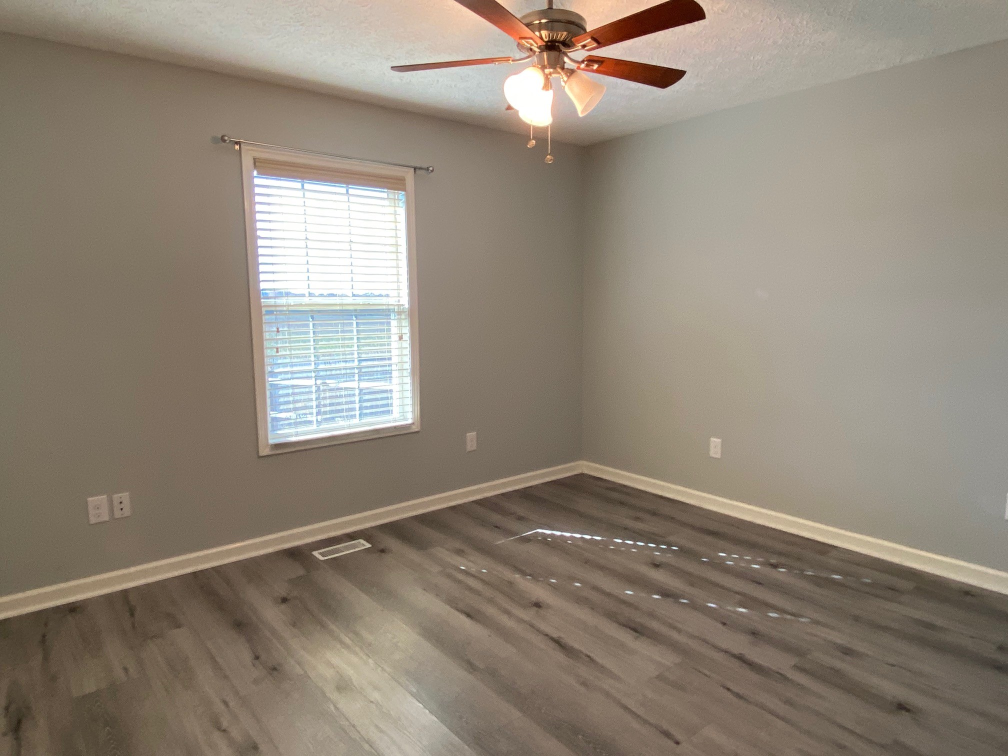 6371 Spring Creek Road Tullahoma, TN 37388 - Photo 16 of 22 Gallery Image 16