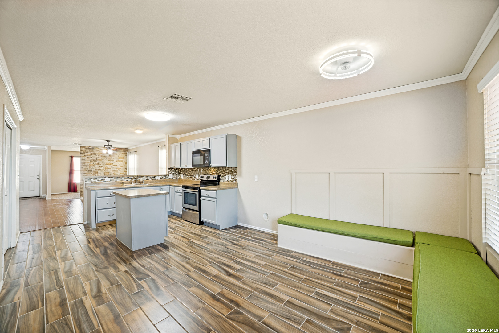 10951 Rustic Spoke San Antonio, TX 78245 - Photo 13 of 24