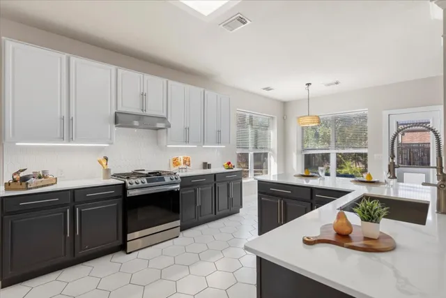 $585,000 | 11216 Jockey Bluff Drive, Austin, TX 78748