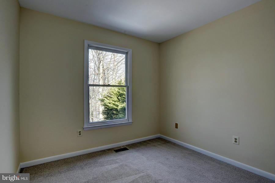 9034 Saffron Lane Silver Spring, MD 20901 - Photo 19 of 30 Bedroom