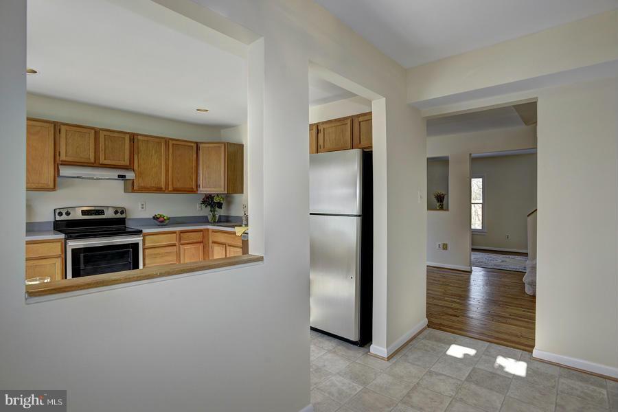 9034 Saffron Lane Silver Spring, MD 20901 - Photo 10 of 30 Interior (General)