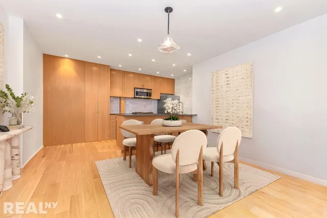 $1,595,000 | 60 East 8th Street, Unit 31A | Greenwich Village