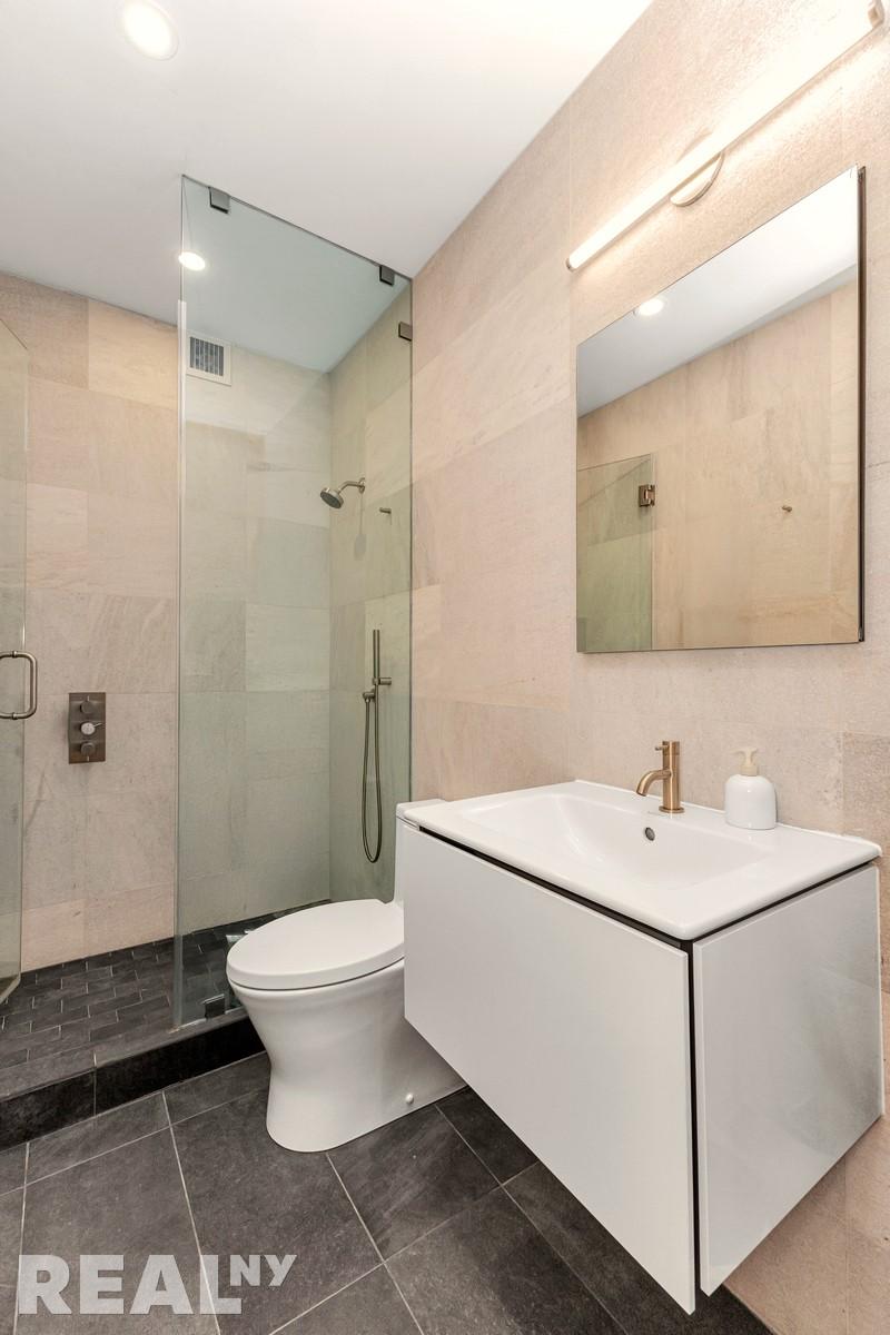 60 East 8th Street, Unit 31A Manhattan, NY 10003 - Photo 7 of 8 Photo 7