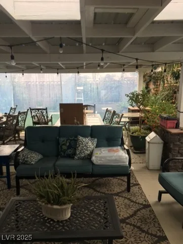 $1,900 | 610 Overland Drive, Henderson, NV 89002