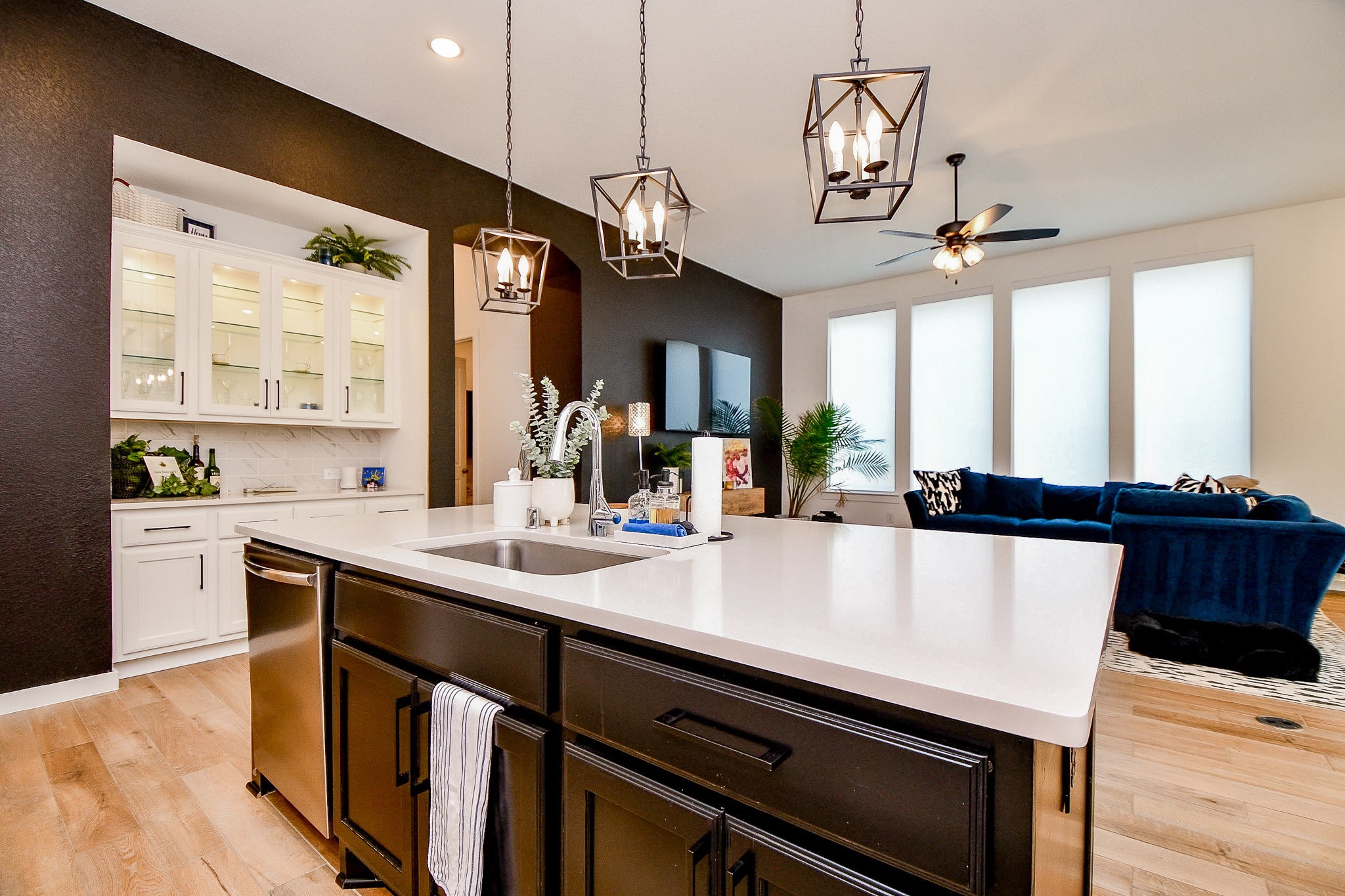 5102 Pomegranate Path Manvel, TX 77578 - Photo 15 of 33 a large kitchen with a table and chairs