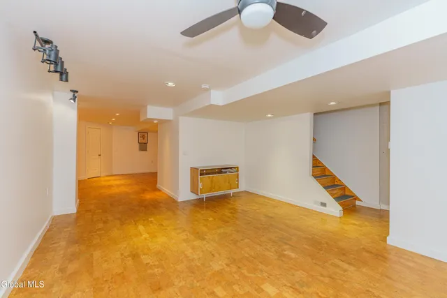 $3,400 | 80 Vanderbilt Avenue, Saratoga Springs, NY 12866