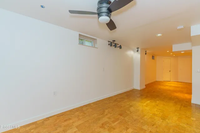 $3,400 | 80 Vanderbilt Avenue, Saratoga Springs, NY 12866