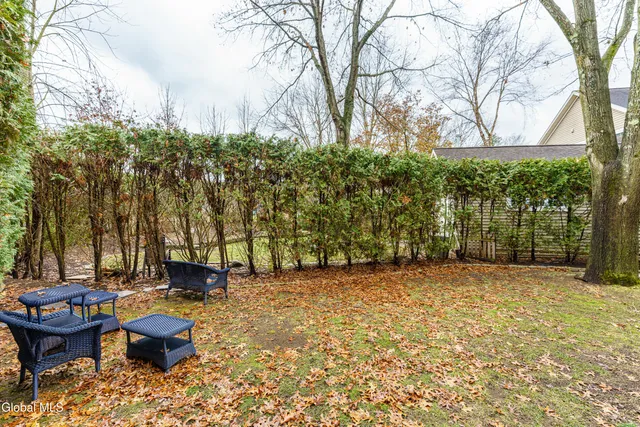 $3,400 | 80 Vanderbilt Avenue, Saratoga Springs, NY 12866