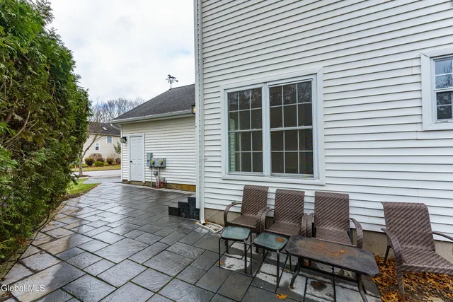 $3,400 | 80 Vanderbilt Avenue, Saratoga Springs, NY 12866