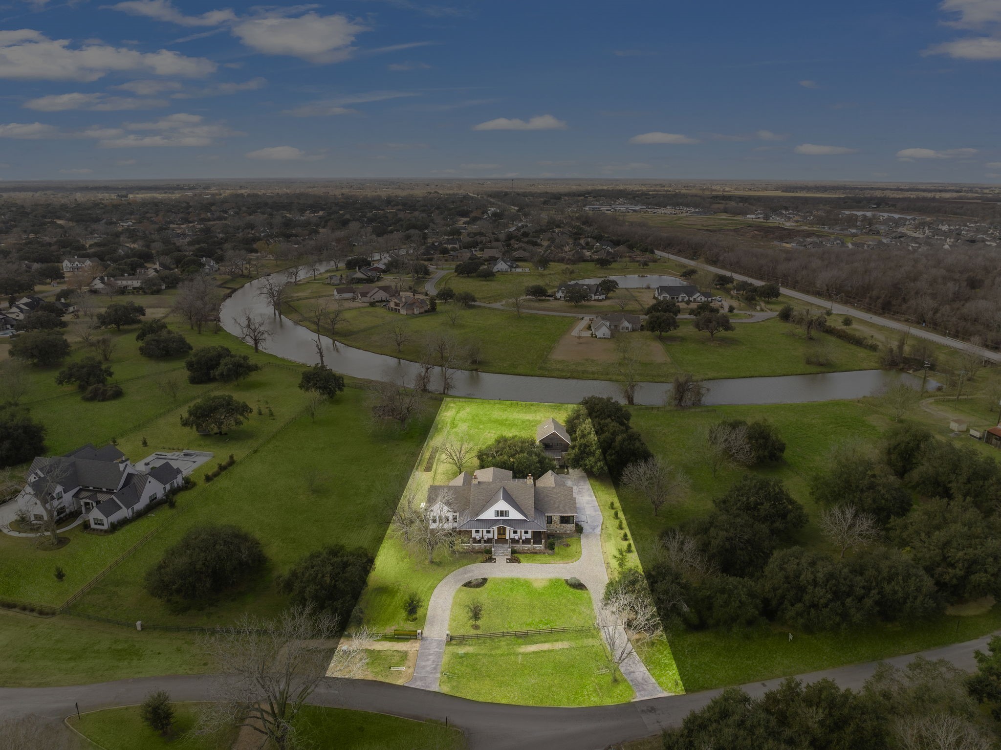 5511 Fulbrook Road Fulshear, TX 77441 - Photo 11 of 50 This property features a spacious home set on a large, lush lot with a circle driveway. Fulbrook's acreage lots combine the best of country living with an upscale atmosphere. You can build your own private dock to keep your canoe or just have a closer setting to your lake.