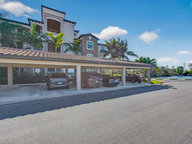 $510,000 | 9826 Giaveno Circle, Unit 1527, Naples, FL 34113
