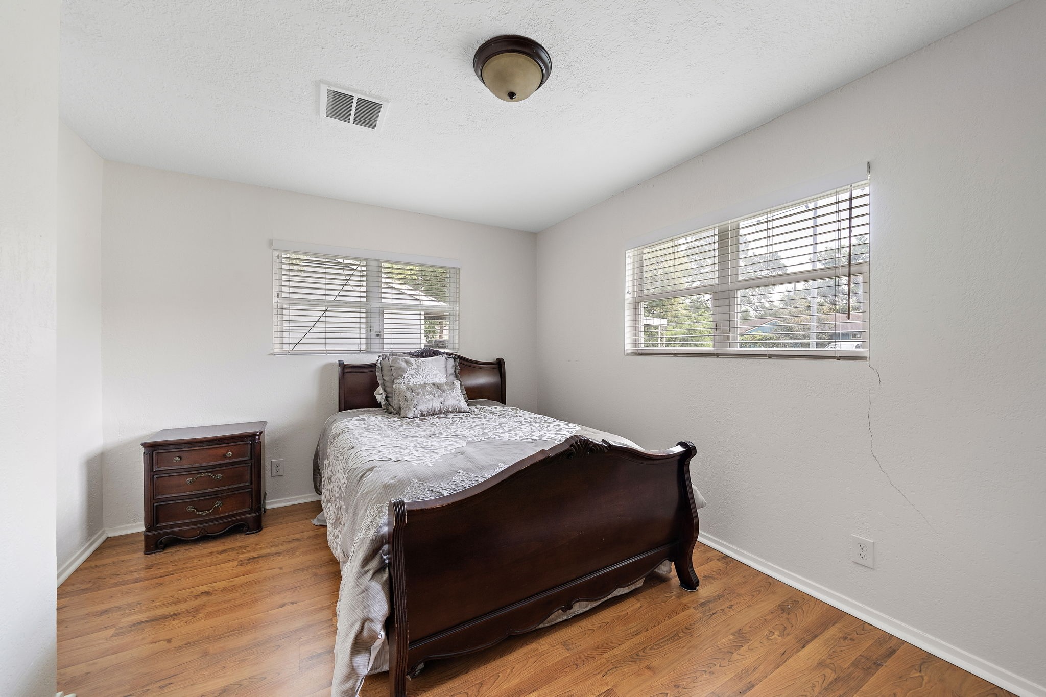 5914 Darnell Street Houston, TX 77074 - Photo 15 of 20 Bedroom #2