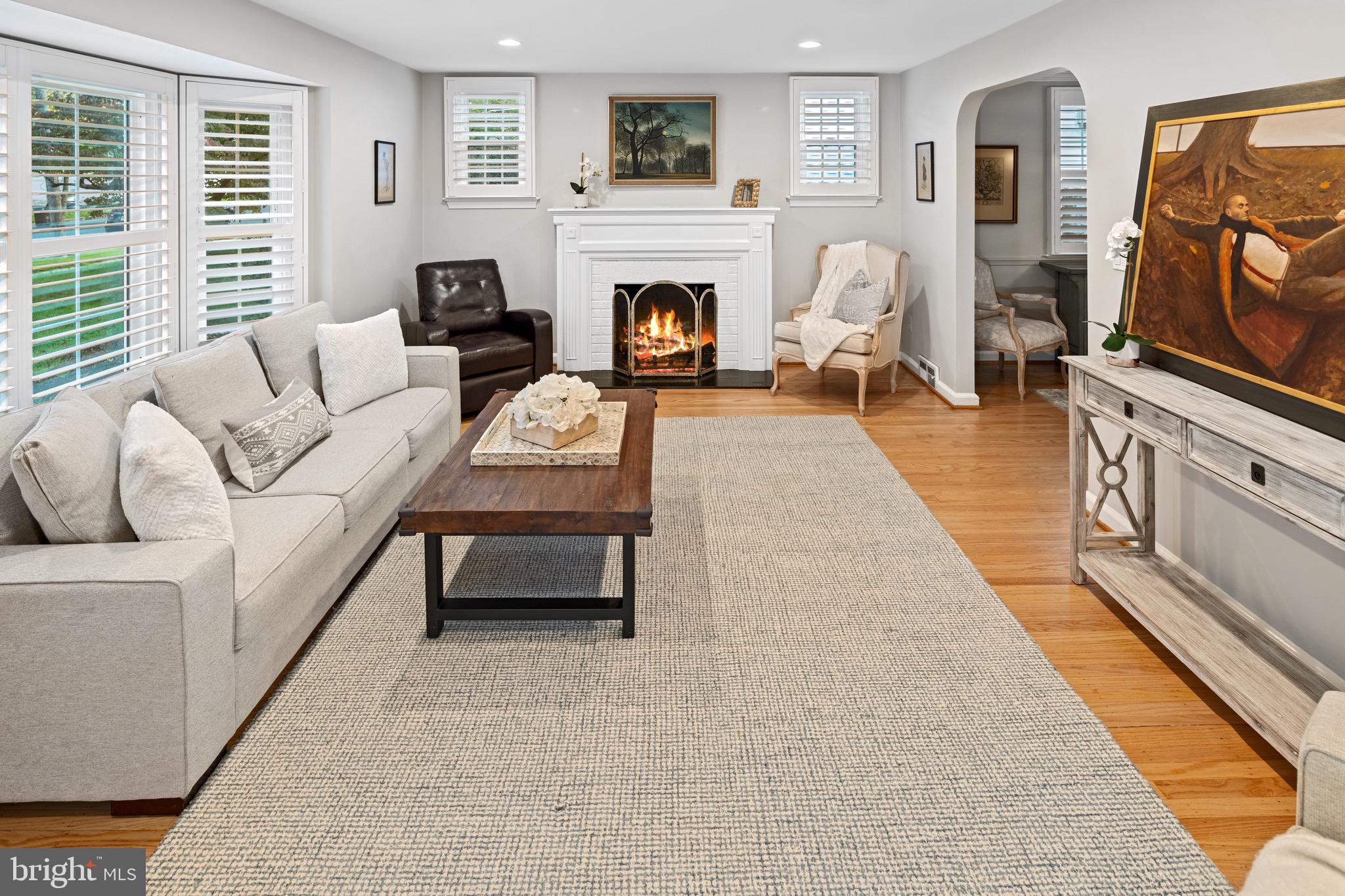711 West Greenman Road Haddonfield, NJ 08033 - Photo 9 of 49 Living Room