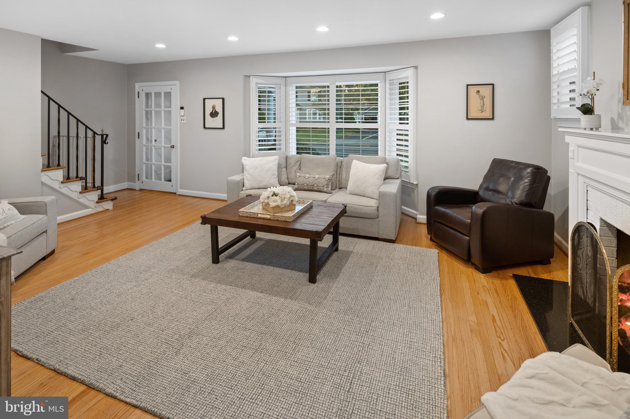 711 West Greenman Road Haddonfield, NJ 08033 - Photo 10 of 49 Living Room