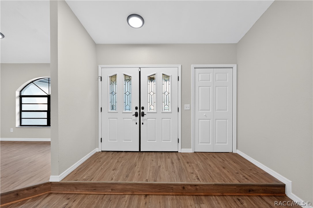1060 East Rockefeller Lane Hernando, FL 34442 - Photo 2 of 35 Gallery Image 2