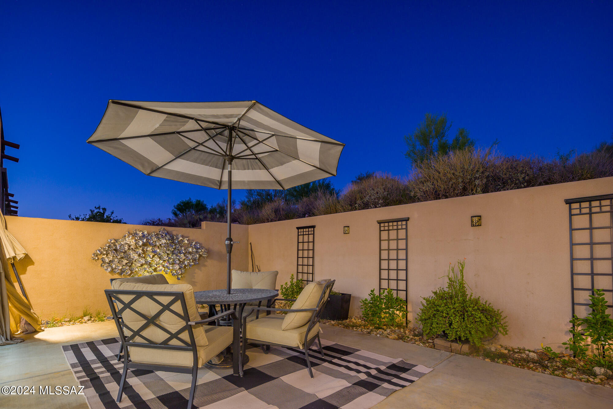 9811 North Ridge Shadow Place Oro Valley, AZ 85704 - Photo 5 of 35