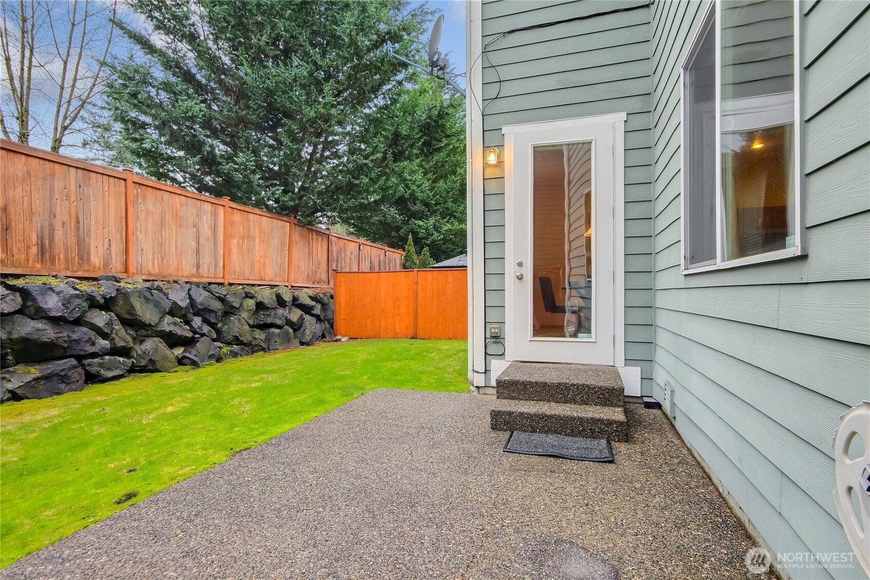 22817 Southeast 271st Place Maple Valley, WA 98038 - Photo 29 of 37