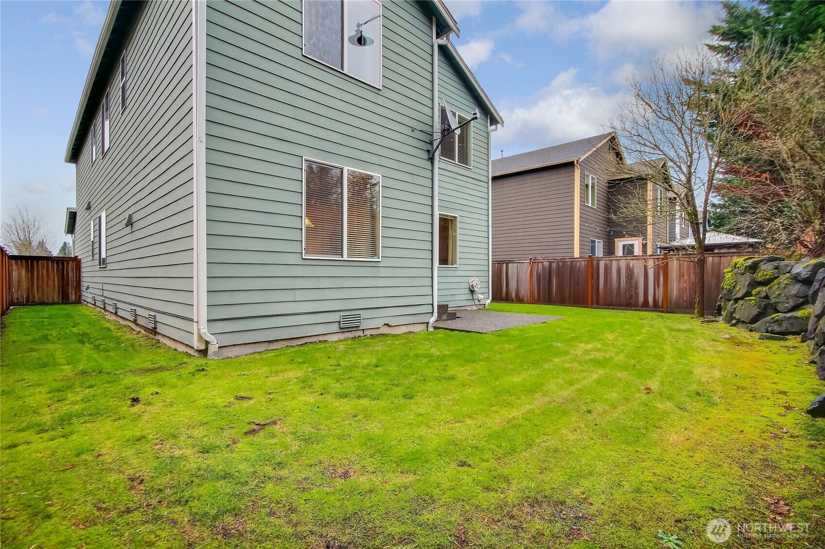 22817 Southeast 271st Place Maple Valley, WA 98038 - Photo 32 of 37