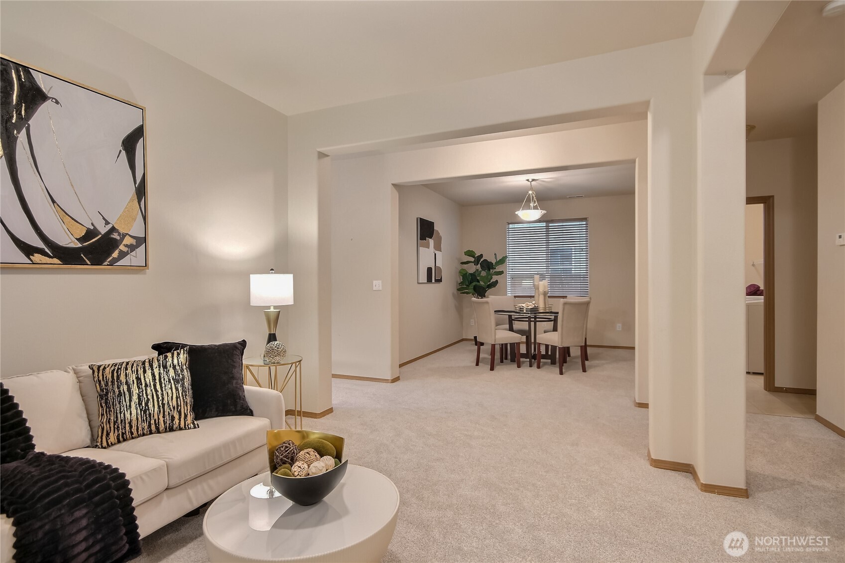 22817 Southeast 271st Place Maple Valley, WA 98038 - Photo 5 of 37