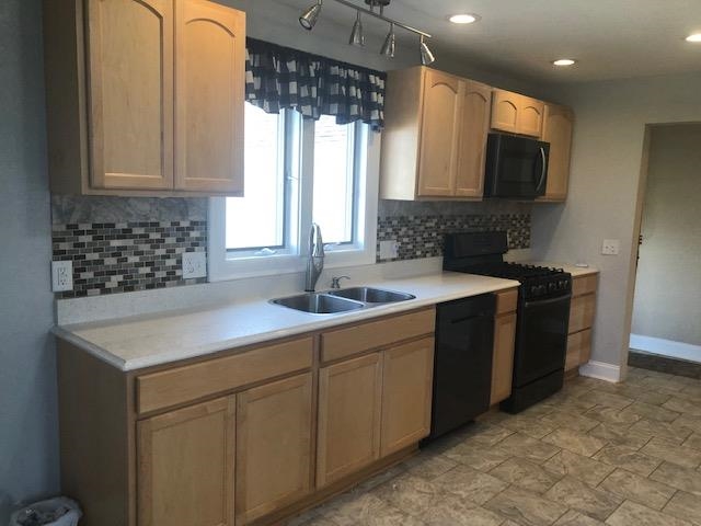 1512 West Yoder Road Fort Wayne, IN 46819 - Photo 3 of 27