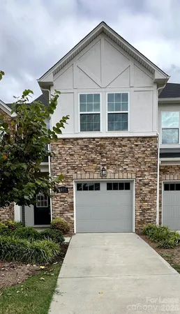 $2,325 | 5840 Clan MacLaine Drive, Charlotte, NC 28278