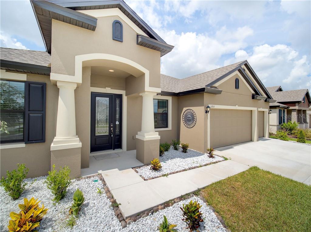 THIS HOME IS A SHOW STOPPER!!!!!!!