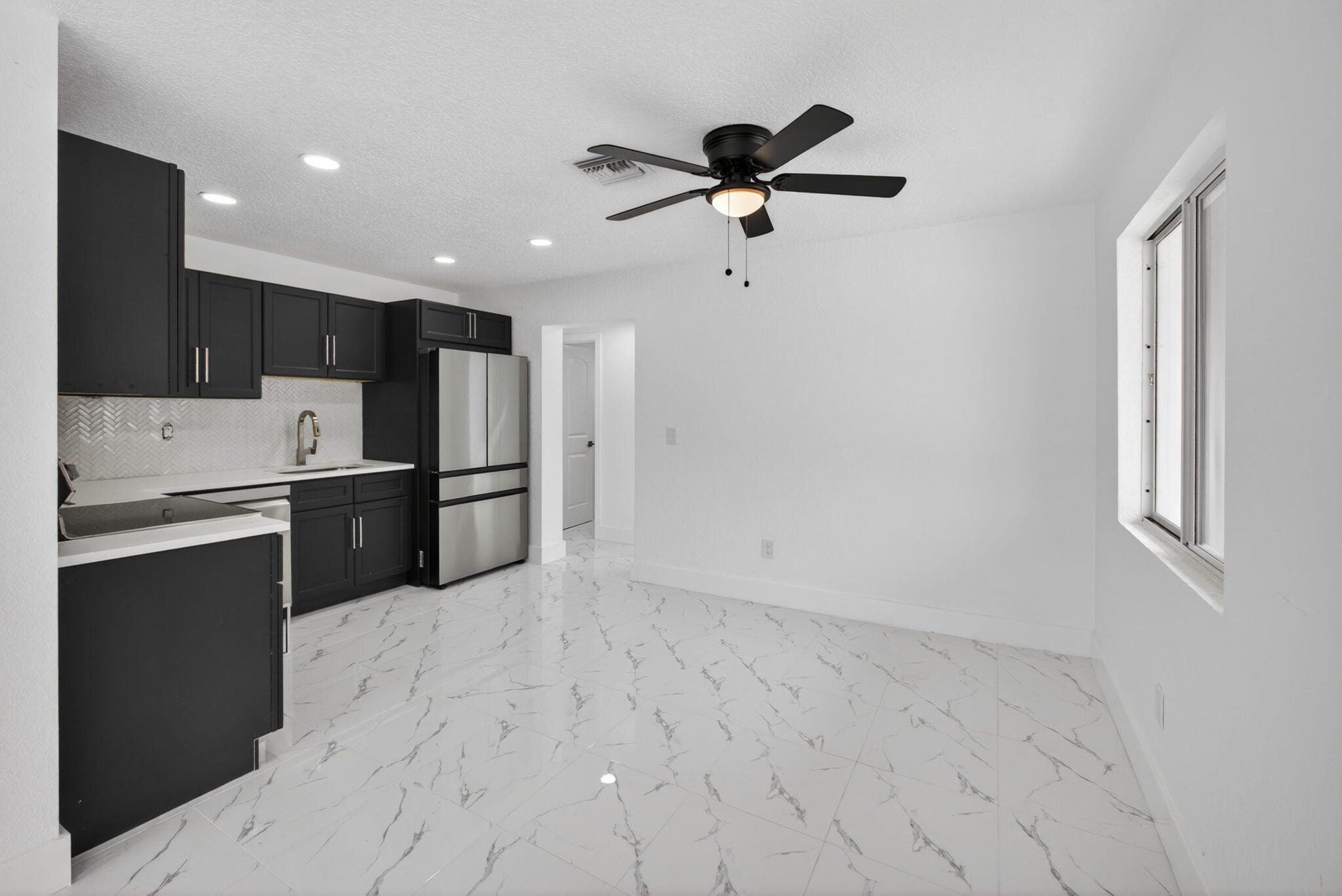 1225 West 32nd Street Riviera Beach, FL 33404 - Photo 9 of 40 10-web-or-mls-5D1A8682