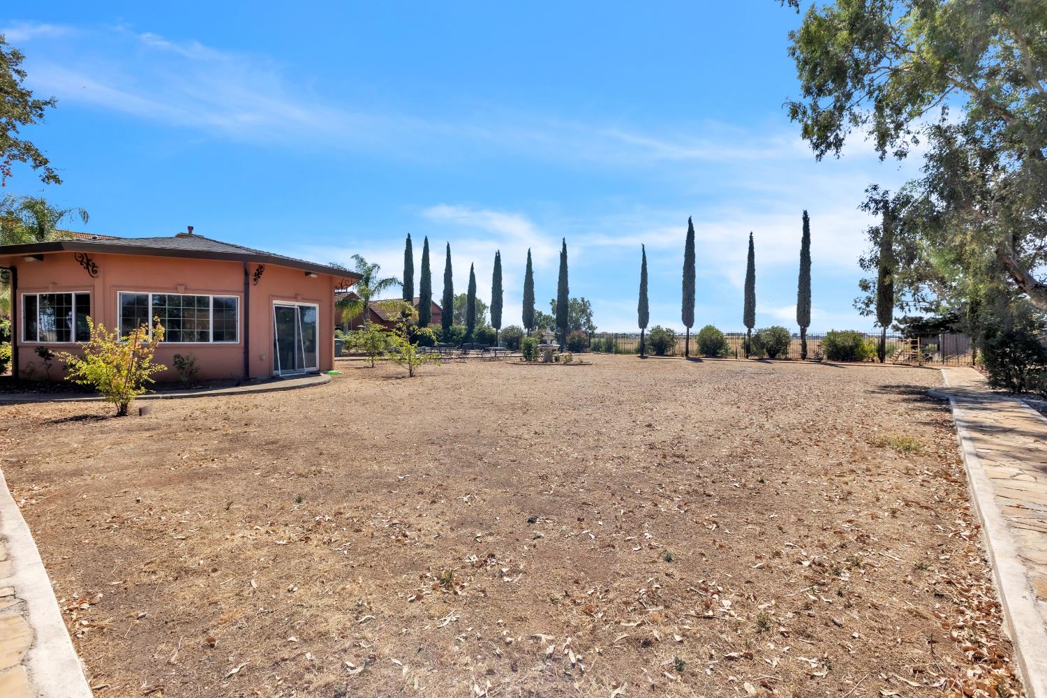 6830 Excelsior Road Sacramento, CA 95829 - Photo 18 of 49 Gallery Image 18