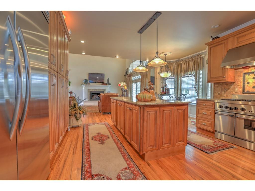 111 Stonebrook Loop Elizabethton, TN 37643 - Photo 11 of 36 kitchen